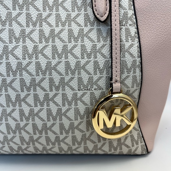 Michael Kors Pink and Gray Tote Bag Set - Picture 5 of 10